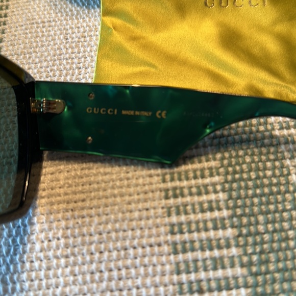 NWOT Authentic Gucci sunglasses! - Picture 3 of 6